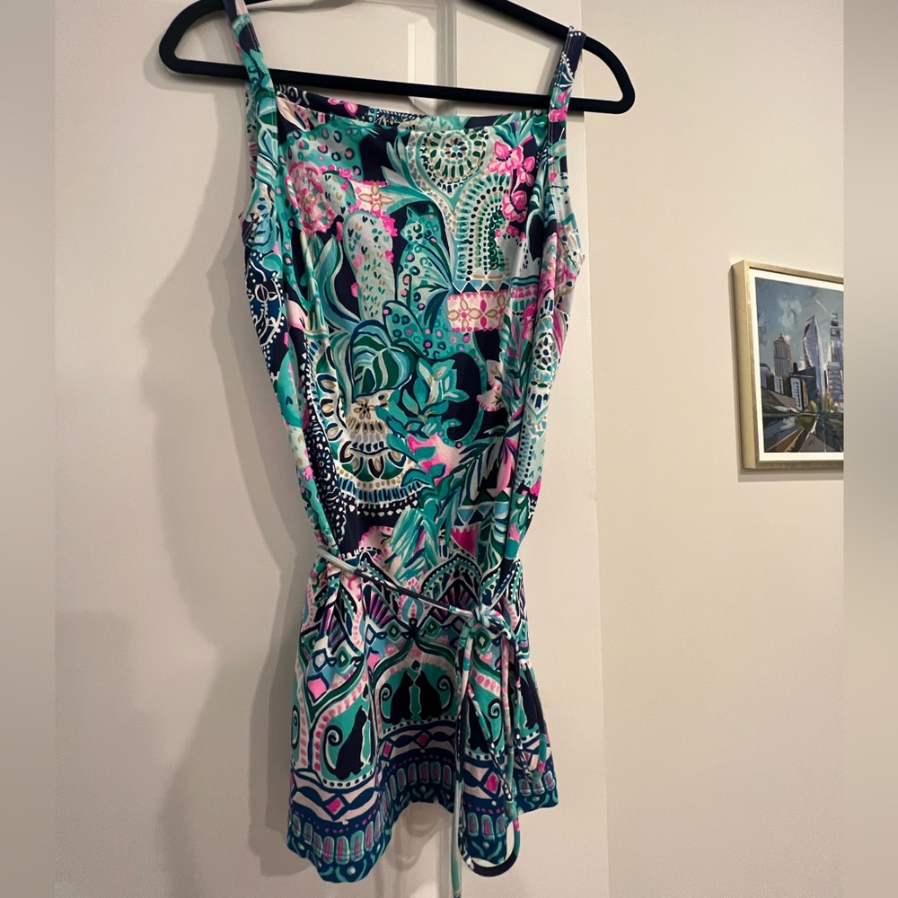 Lilly Pulitzer belted scoop neck tank